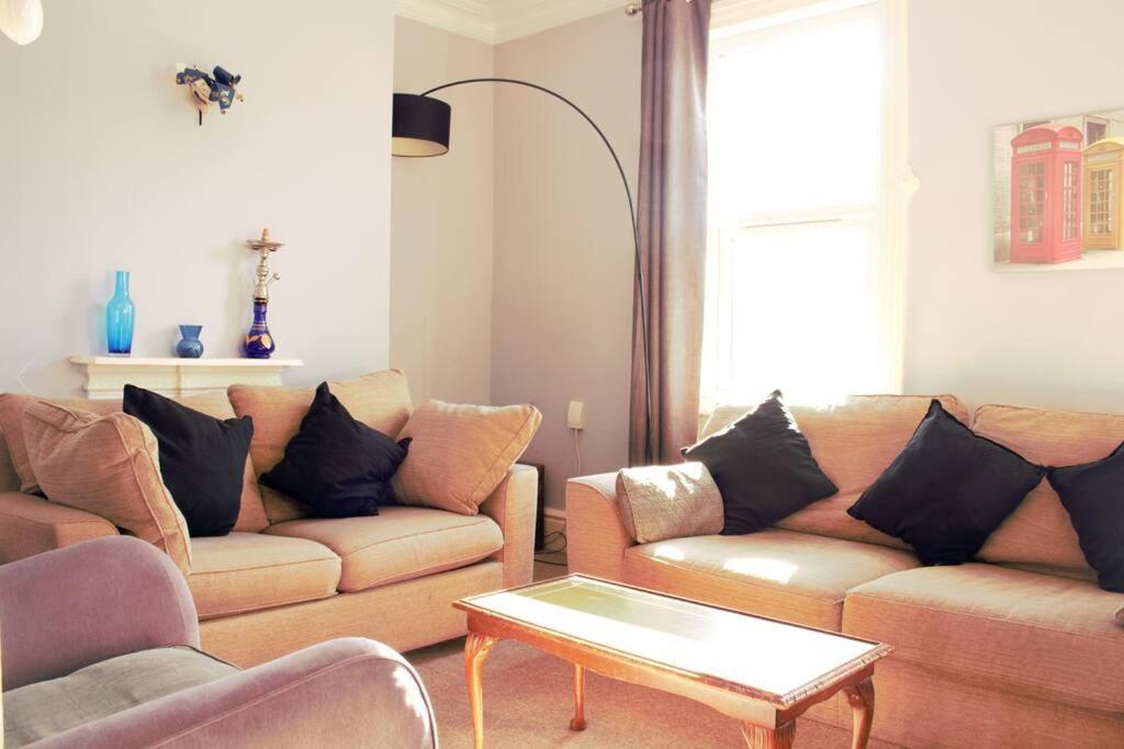 Homely Ensuite Room Near City Centre Manchester Buitenkant foto